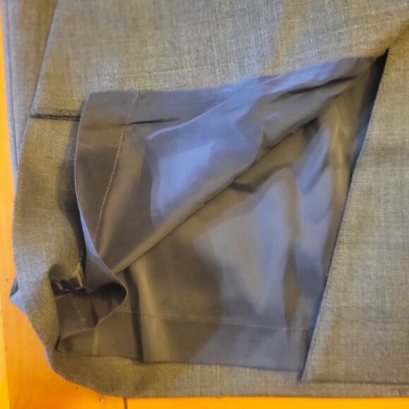 NWT! Classiques Entier Wool Gray Pencil Skirt Front Diagonal Slit - Size 2 - Picture 8 of 10